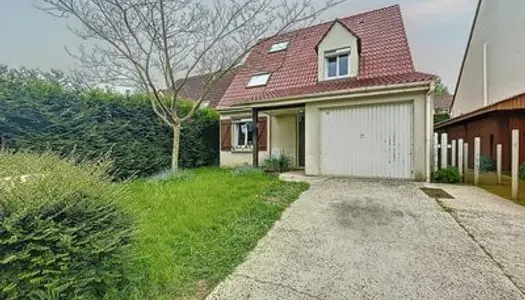 Maison individuelle, 3 chambres, combles aménagés 