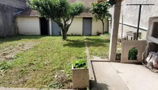 T3 avec jardin et garage 