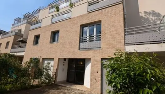 A louer appartement récent 2 pièces - 44 m² - Neuilly Plaisance CV 