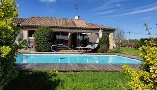 Maison de campagne avec parc et piscine