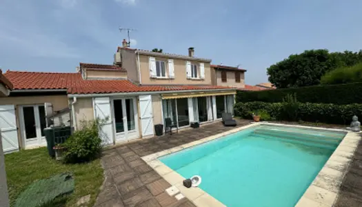 Maison 6 pièces 144 m² 