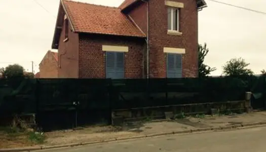 Maison Dompierre-Becquincourt