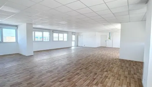 Bureaux 1 pièce 119 m²