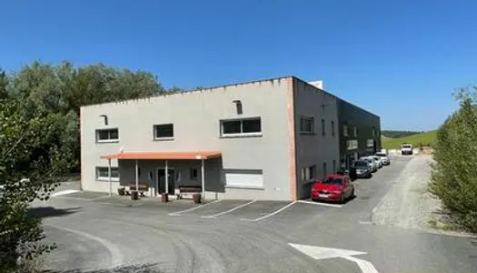 Immeuble indépendant À VENDRE à Nailloux