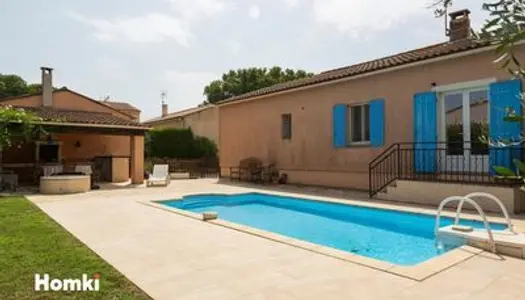 Villa 4 pièces de 100m² sur parcelle de 812m² avec garage et piscine à Fontvieille 