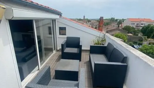 LOCATION | appartement cosy en double toit terrasse 