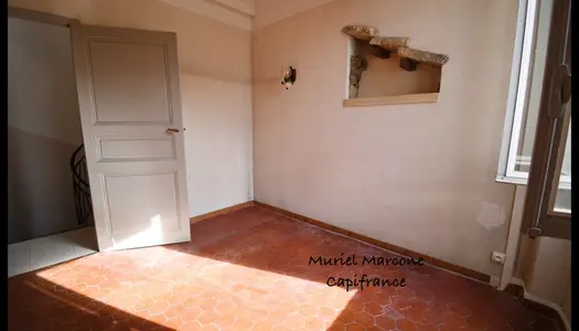 Dpt Vaucluse (84), à vendre CADENET maison de village T5 d'environ 85 m2 avec cave 