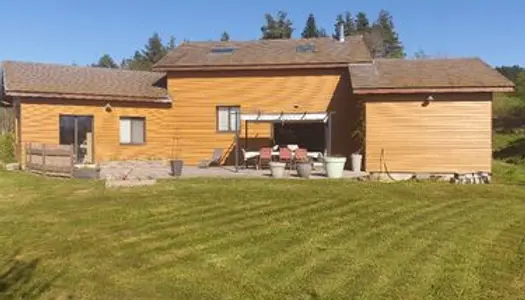 Maison à vendre dans la campagne de Tence 