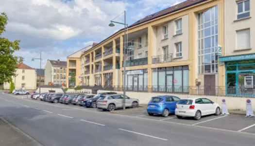 Local commercial 140 m² 