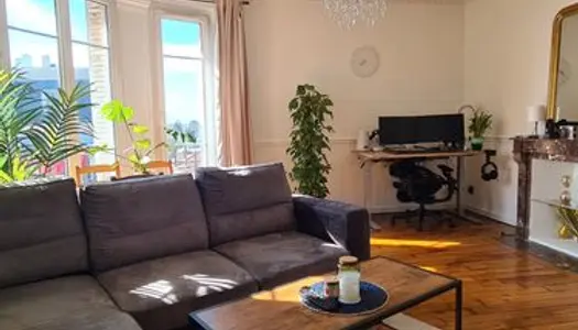 Superbe appartement haussmannien, refait à neuf