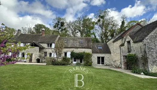 Cerny (91) - Maison de caractère avec studio indépendant - Terrain arboré et piscinable 