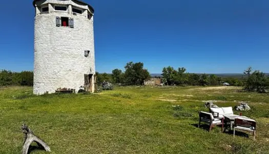 Vue Sensationnelle - Ancien moulin du 18ème - 5 ha