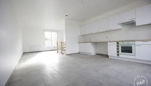 Appartement 1 pièce 90 m² 