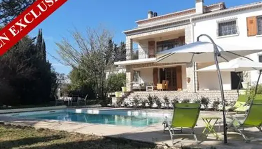 Maison 200 m² avec piscine sur 1900 m² de terrain 