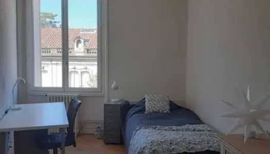 Chambre 12 m2 dans coloc à 100m Fac Albi 