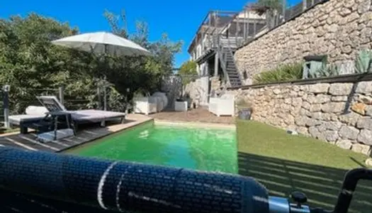 A saisir villa 6 chambres piscine grand salon