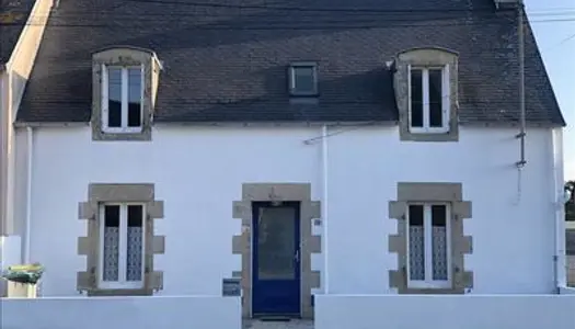 Maison en pierre de 3 pièces principales 