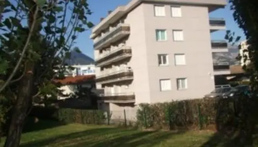 Appartement Location Seyssinet-Pariset 1p 19m² 435€