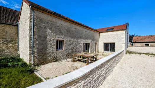 Maison 6 pièces 240 m² 