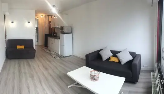 Studio 1 pièce 30 m² 