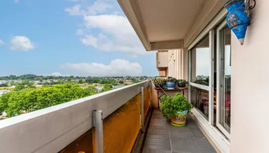 Appartement T3 lumineux avec balcon et vue dégagée 