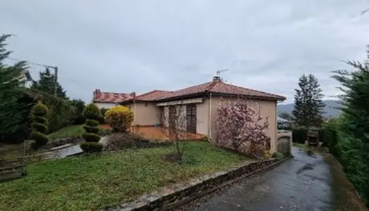 Maison de caractère plein pied surélevée