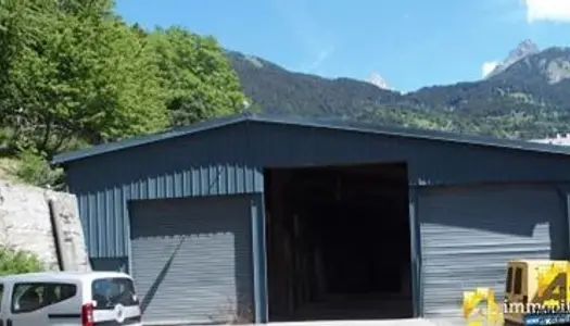 Entrepôt / local industriel Modane 625 m2