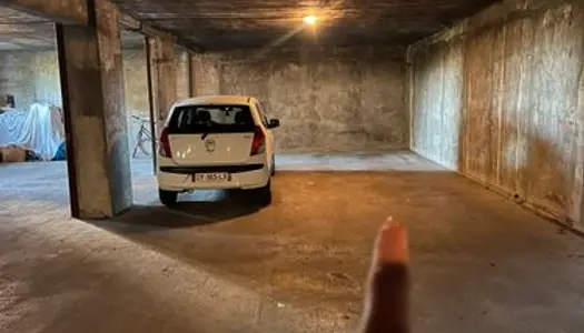 Parking - Garage Location Bayonne   70€