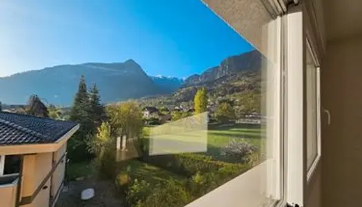 Appartement t3 avec balcon et garage 