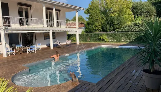 Propriété 6 pièces 190 m²