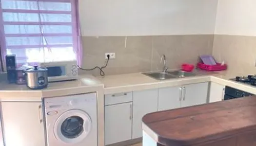 Charmant Appartement 4 Pièces avec Balcon - Cadre Idyllique à Roura, Guyane