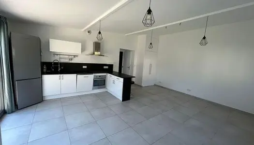 Maison 2 pièces 52 m² 