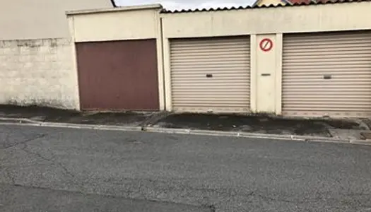 Parking - Garage Location Saint-Quentin   55€