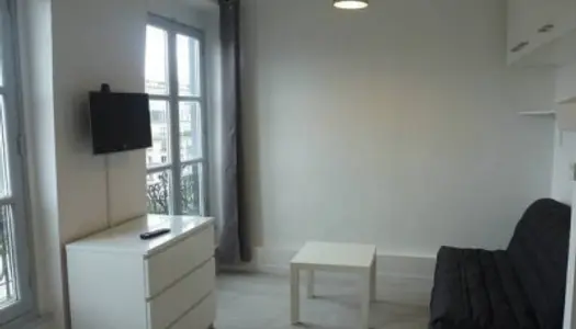 Studio 1 pièce 18 m² 