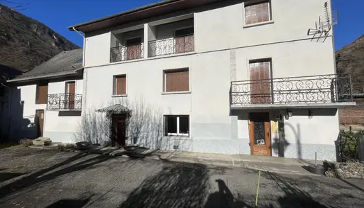 Ensemble immobilier 12 pièces 260 m²