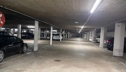 Garage/Parking 12 m²