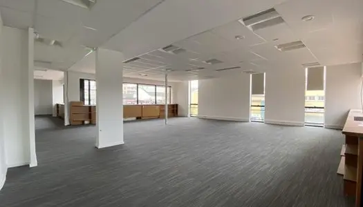 Bureaux 724 m² 