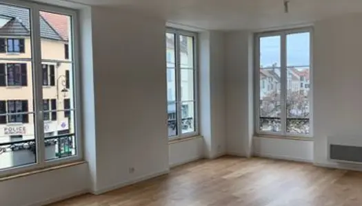 Appartement 65m2 refait à neuf centre ville Jouarre