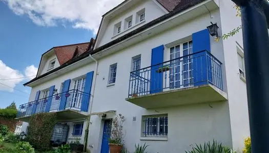 Maison 7 pièces 240 m² 