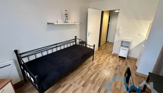 Studio 1 pièce 18 m² 