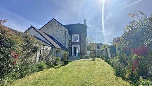 Maison proche Viarmes et Luzarches 10 pièce(s) 132.03 m2