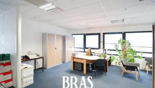 Bureaux 169 m² 