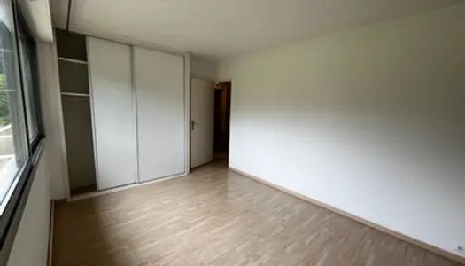 Loue appartement T4 à Gradignan 84m² 