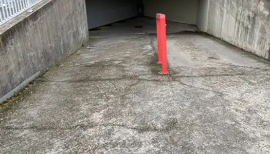 Loue place de parking dans garage fermé et sécurisé 
