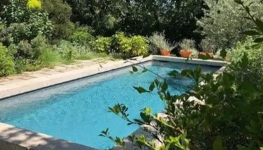 2 pièces calme bastide piscine 