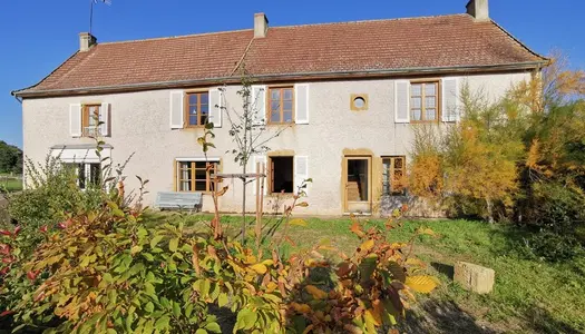 Dpt Saône et Loire (71), à vendre entre PARAY LE MONIAL et MARCIGNY maison P9 - 6 chambres - 
