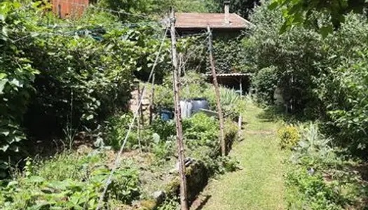 Chambre à "louer" dans maison isolé avec jardin 