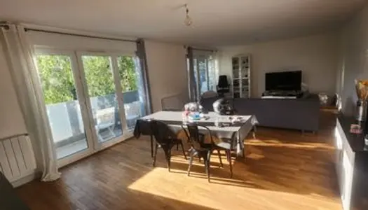 Appartement F3 88M2 saint julien les metz 