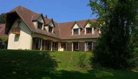 Grande maison familiale triangle Arras Cambrai Bapaume