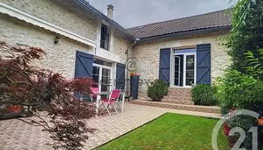 Maison 7 pièces 186 m² 